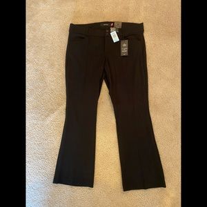 Black dress pants never worn tags still on.